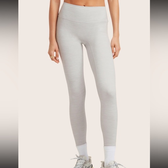 Women's Heather Grey Formcloud tank & leggings - Picture 4 of 7